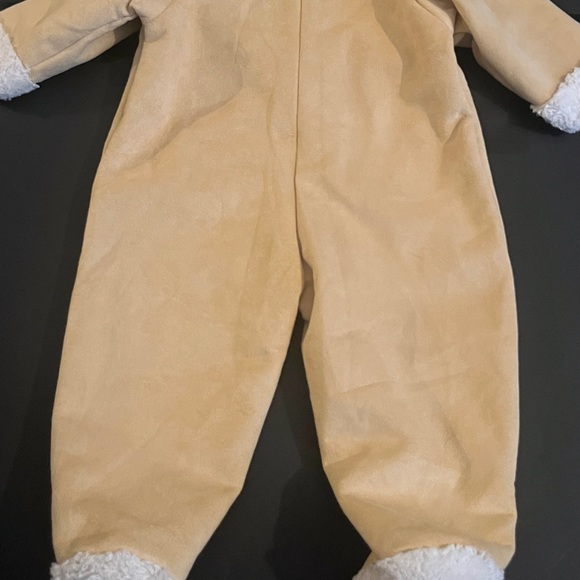 Small Wonders One Piece Winter Outfit. Infant Size 12 Months Beige Onesie. - Picture 6 of 12